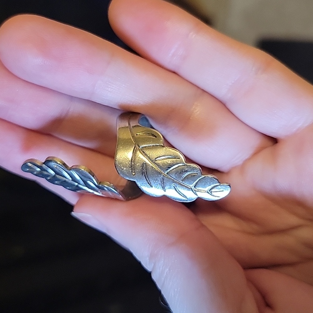 Silver Leaf Ring